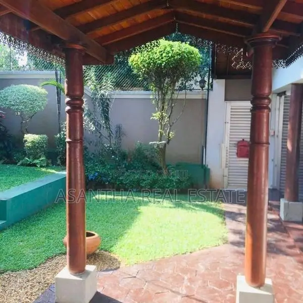(AF971) 03 Story House for sale in Nawala