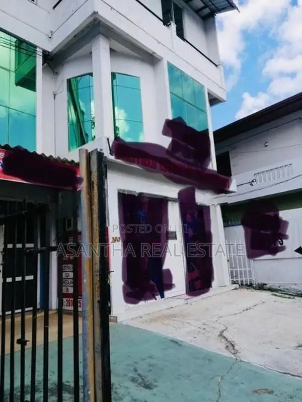 (AF974) Commercial Building for Sale in Piliyandala