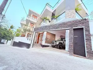 (AFA249) Luxury Residence for Sale - Palawaththa, Baththaramulla