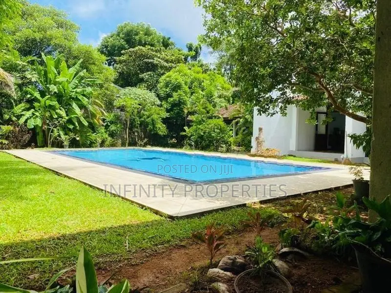 (AF997) 02 Story House With 80 P Sale At Nugegoda