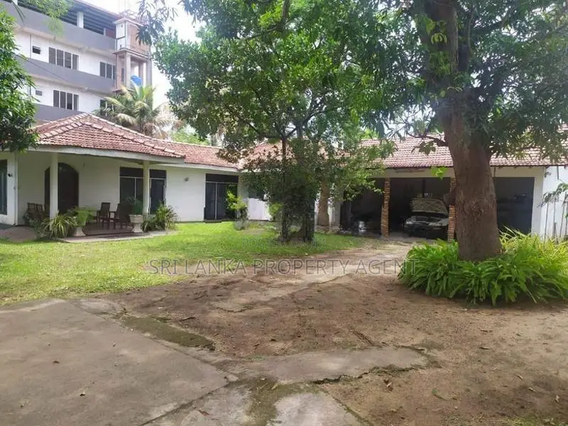 Villa for Rent 6 Bed 3 Bath Negambo