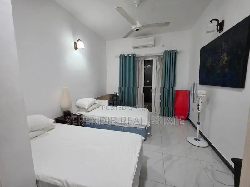 Sea View Luxury Apartment Sale in Mt Lavinia