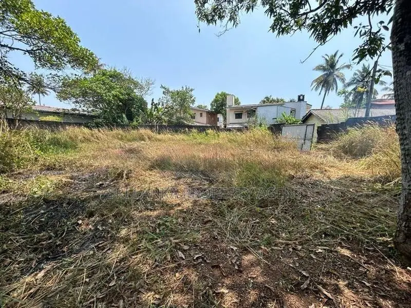 32p Land for SALE – 50 meters Galle Road Panadura