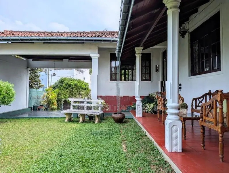 3 Bedroom Beautiful House for Sale in Madiwela, Kotte
