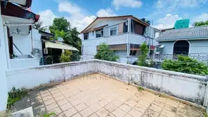 (AFA280) 10 P Land With Property Sale At Colombo 07