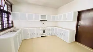 (AFA280) 10 P Land With Property Sale At Colombo 07