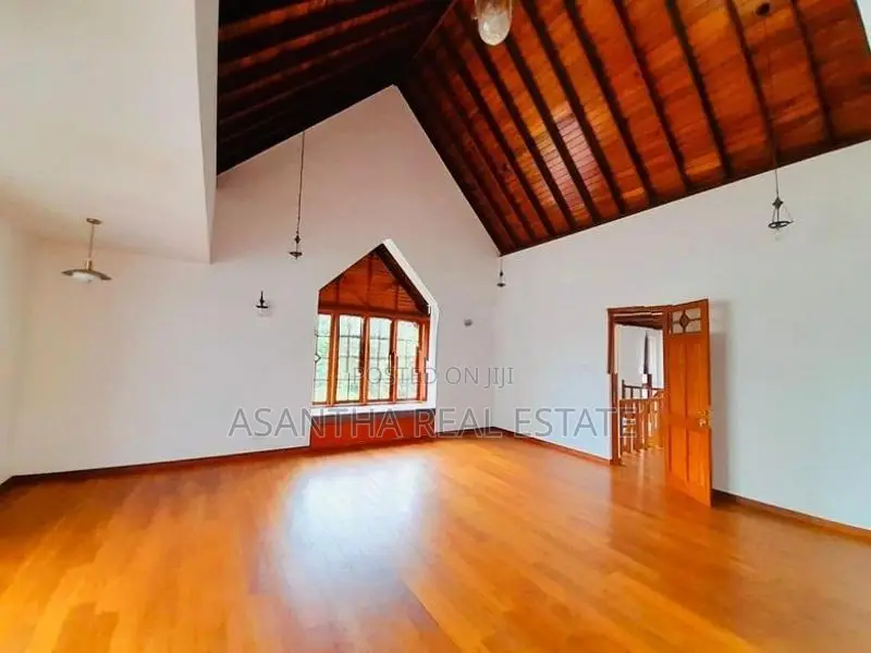 (AF007) Swimpool With Luxury House 17 P Sale At Koswatha Nawala