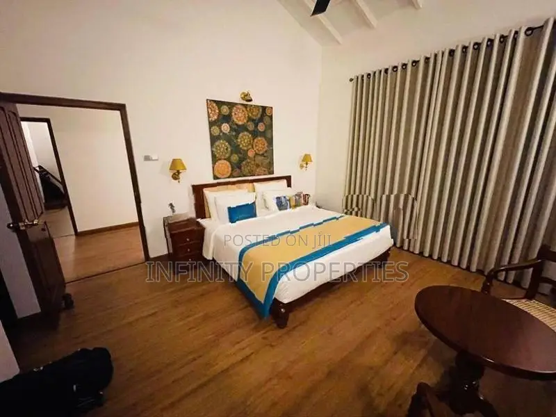 (AFA286) Luxury Fully Furnished Bungalow for Sale Talawakelle
