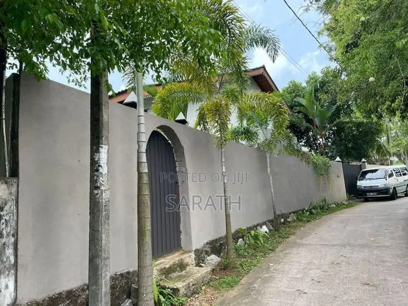 14 P With House Sale Malabe