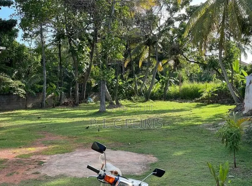 13.45 perches Land for sale in Negombo town.Gampaha.