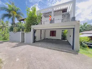 All Luxury Facility With House Sale Talawatugoda