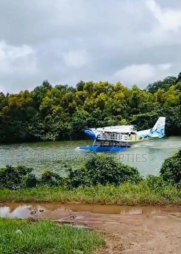 (AF030) 40.5 P Bare Land Sale At Facing Lake Koswatha Battramulla
