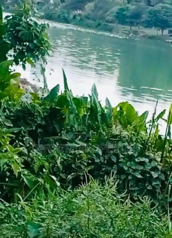 (AF030) 40.5 P Bare Land Sale At Facing Lake Koswatha Battramulla
