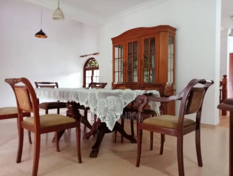 Dehiwala Prime Location 7 Bed Rooms Luxury House For Sale