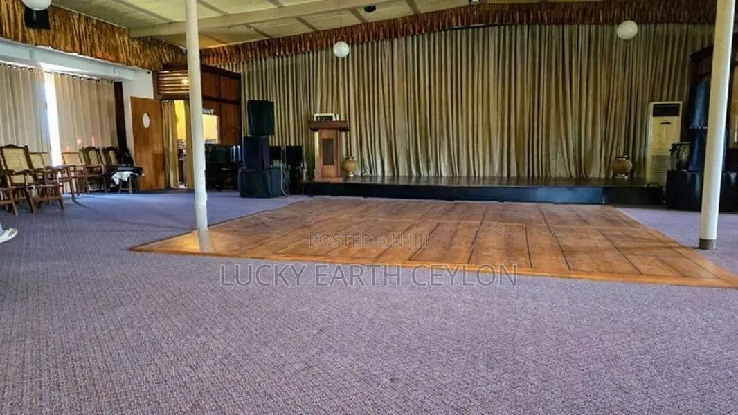 Battaramulla,3Rd Floor Unfurnished Commercial property For Rent (MG135