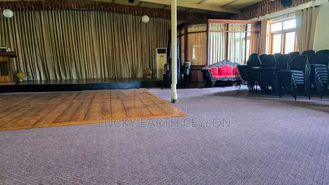 Battaramulla,3Rd Floor Unfurnished Commercial property For Rent (MG135