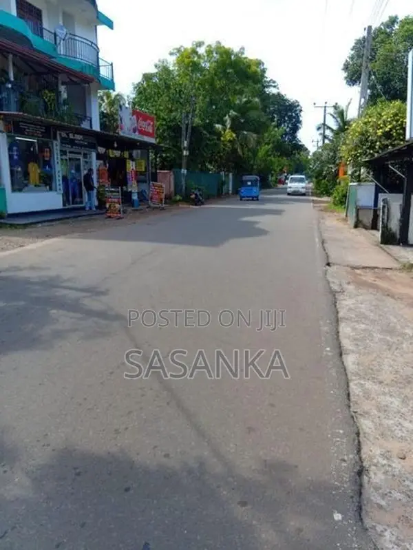 පිළියන්දල පර්චස් 7 ඉඩම විකිණීමට ඇත