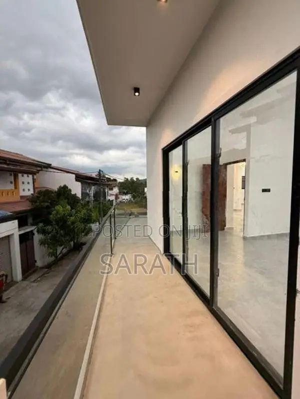 Ultra Modern Brand New House sale Athurugiriya