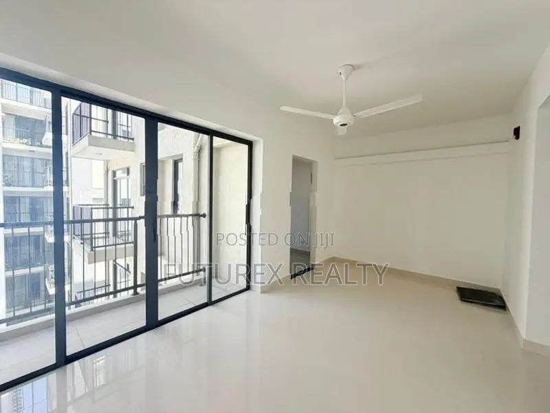 BRAND NEW 3 BR LOTUS VIYATHPURA APARTMENT FOR RENT IN THALAWATHUGODA