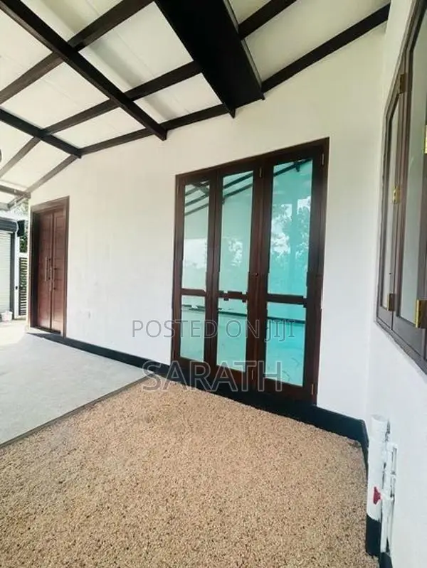 Well Build Brand New House Sale Athurugiriya