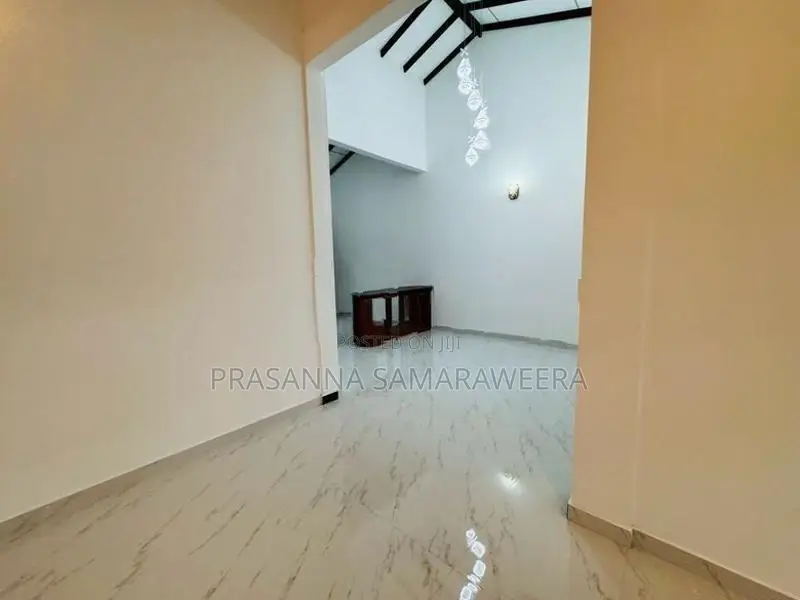 Brand New Modern super luxury piliyandala
