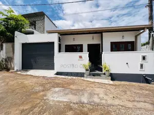 Super Single Storied House Sale Athurugiriya
