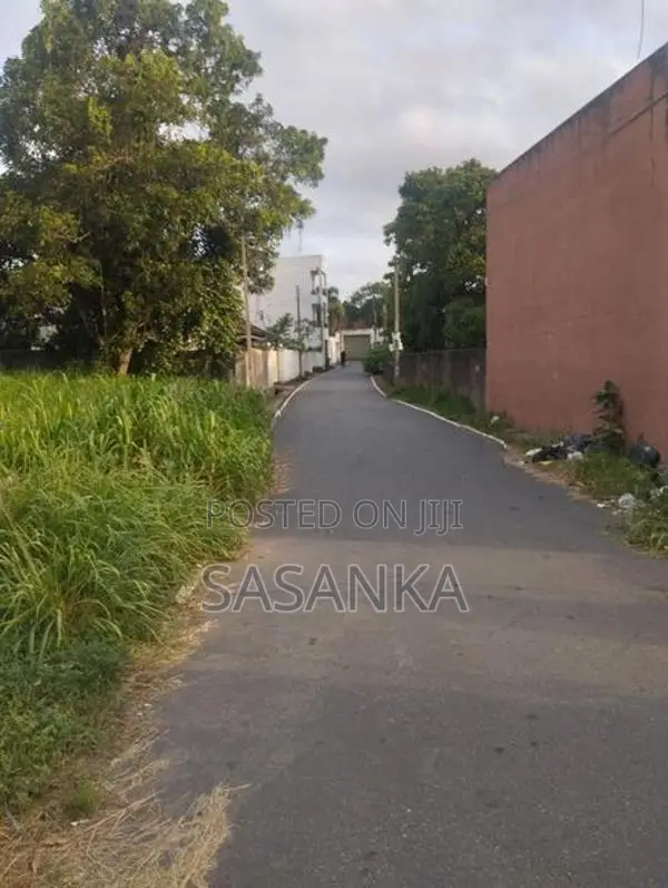 Battaramulla Thalahena New Kandy Road 20 Perches Land For Lease