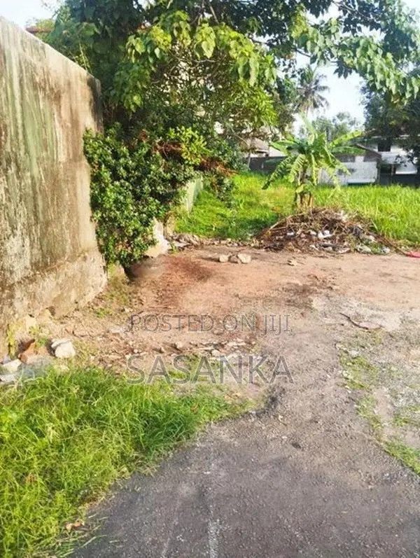 Battaramulla Thalahena New Kandy Road 20 Perches Land For Lease