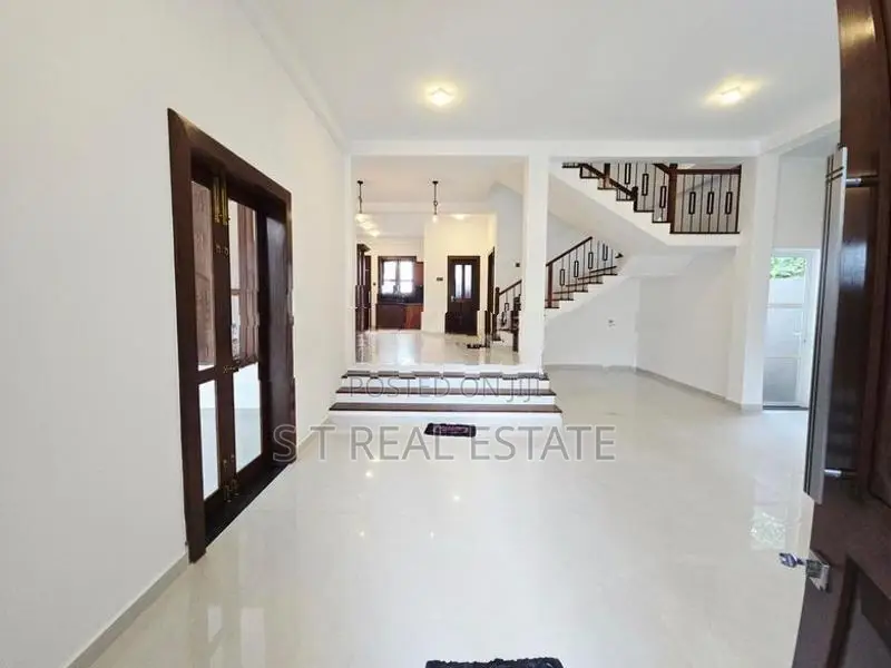 Modern Luxury 3 Story House For Sale In Boralesgamuwa