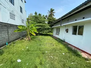 Prime Land For Sale - Templers Road Facing Mount Lavinia