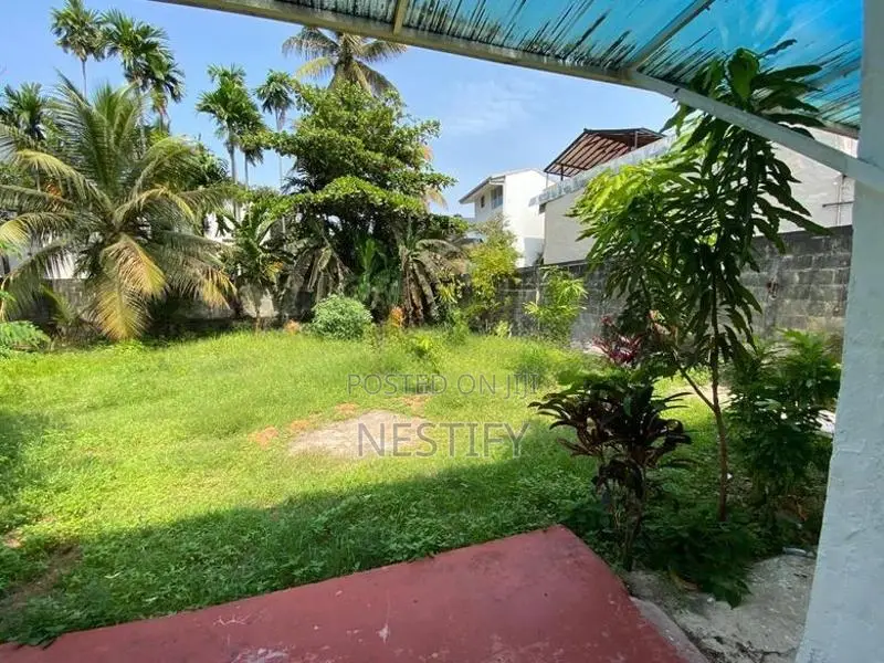 Prime Land For Sale - Templers Road Facing Mount Lavinia