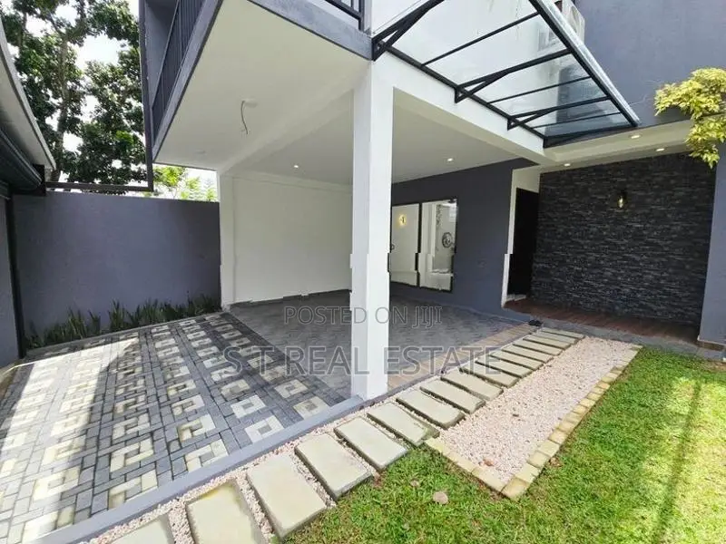 Architecture Designed Luxury 3 Story House For Sale In Pannipitiya