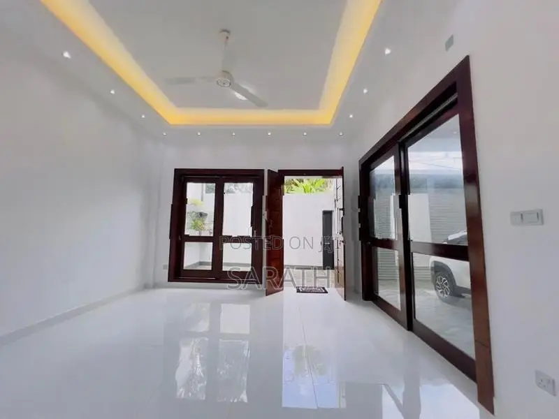 Luxury Facility With Brand New House Sale Malabe