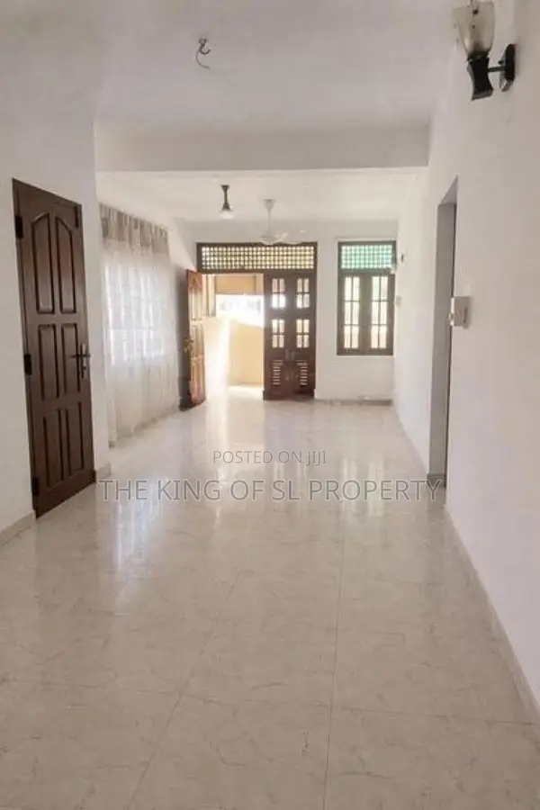 House for sale in Dehiwala