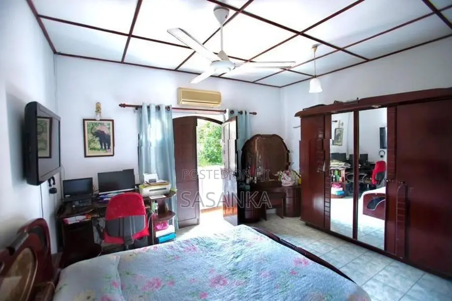 Nugegoda 7 Bed Rooms Modern Luxury House for Sale