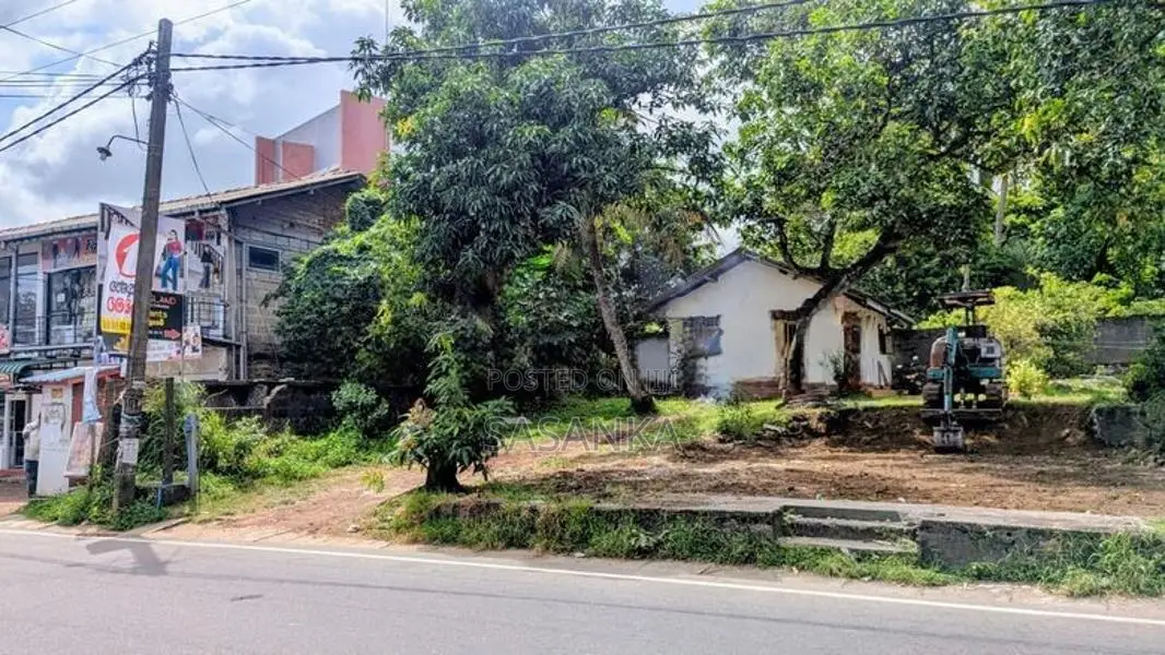 Piliyandala puwakgashandiya facing Road 12 Perches Bare Land For Sale