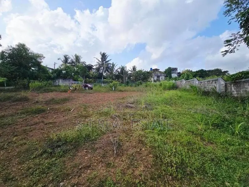 9.35P Bare Land For Sale In Malabe