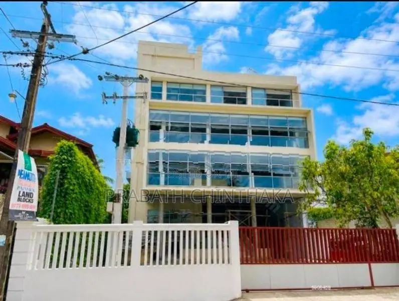 Building for Rent in Pannipitiya