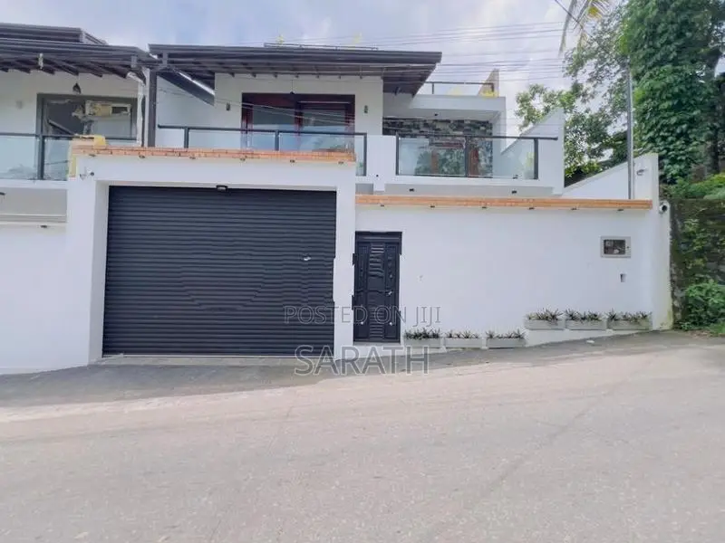 සුඛෝපභෝගී නිවසක් මාලබෙන්