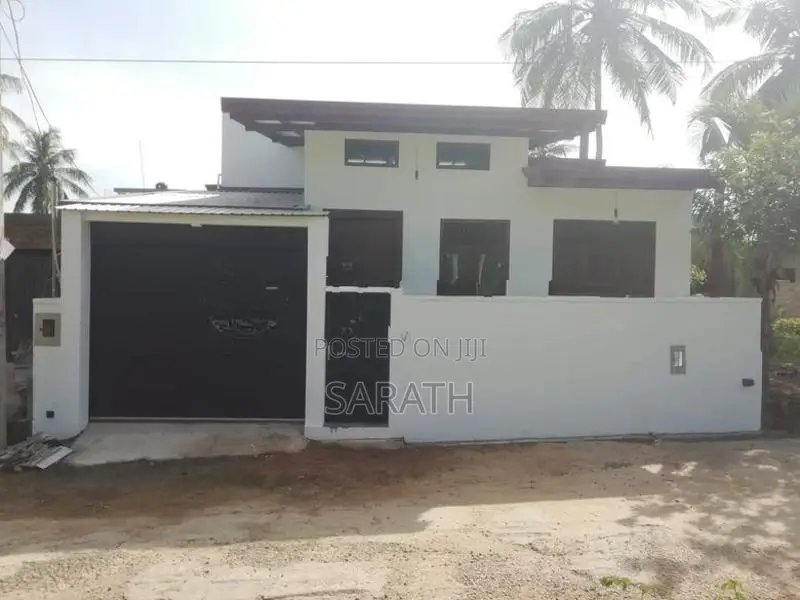 Brand New Strong House Sale Homagama