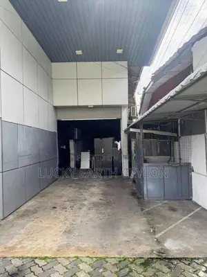 Thalawathugoda,2 Story Unfurnished Commercial property For Rent (MG136