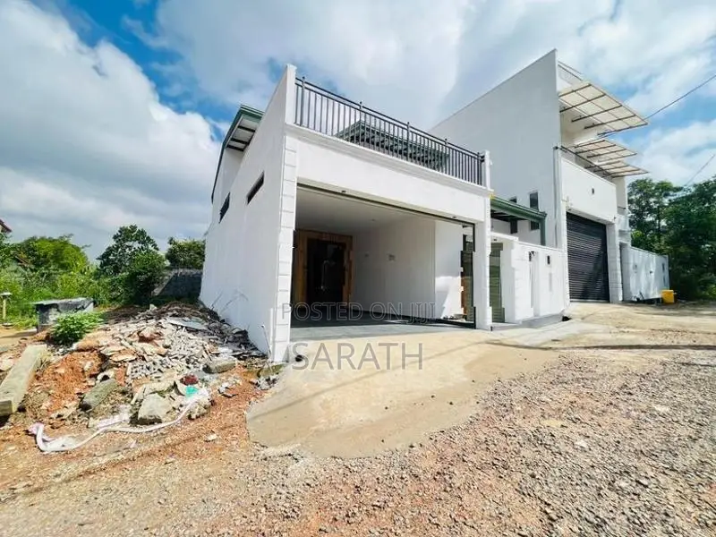 Two Storied Best House Sale Athurugiriya