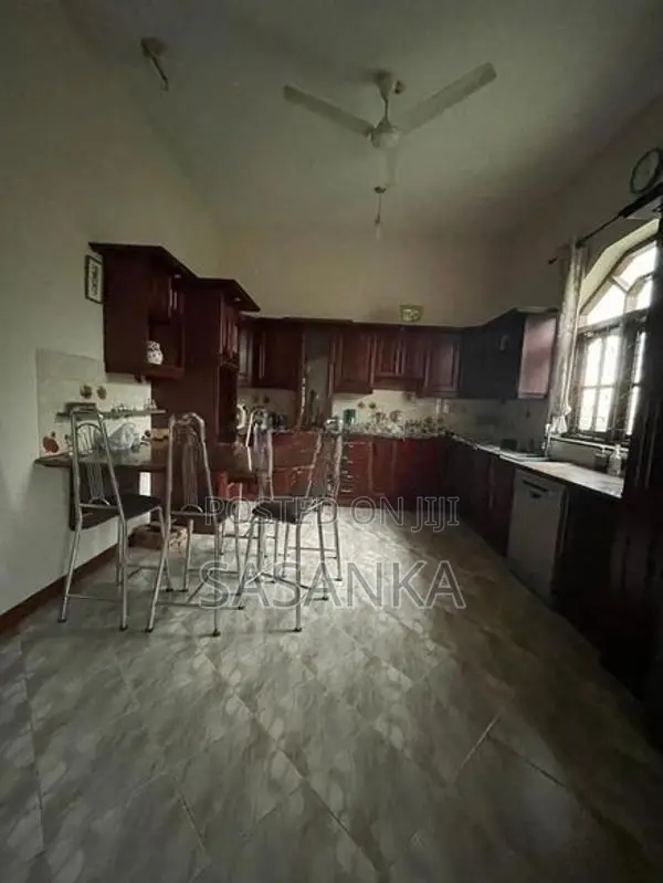 Pannipitiya Luxury House available for Sale