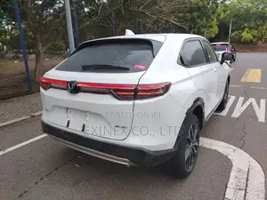 Honda Vezel Z Premium 10 Speaker 2026