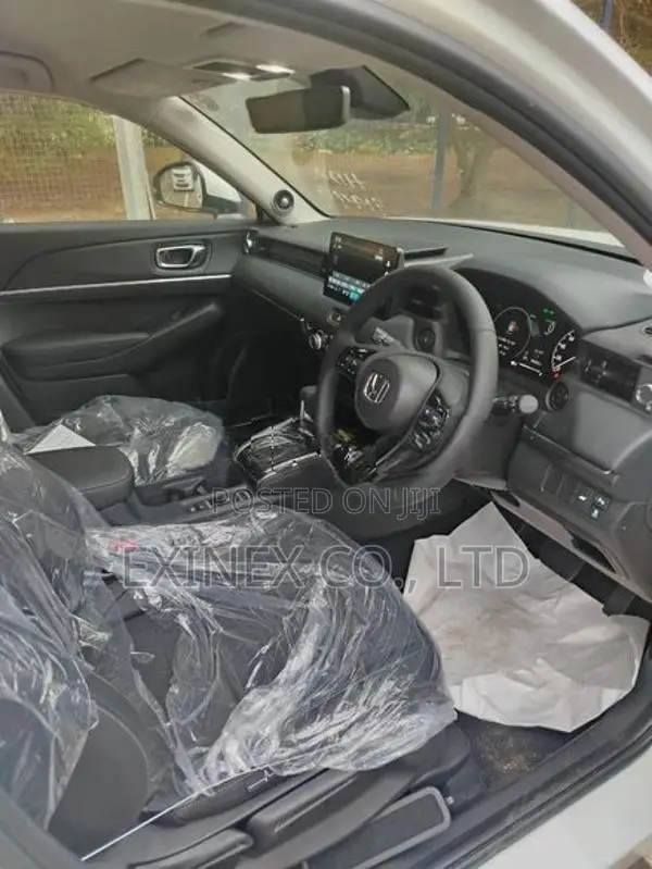 Honda Vezel Z Premium 10 Speaker 2026