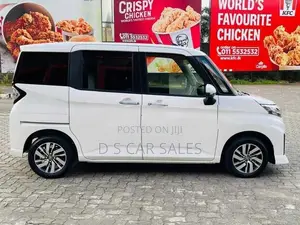 Toyota Roomy Custom G 4 Way Cam 2025