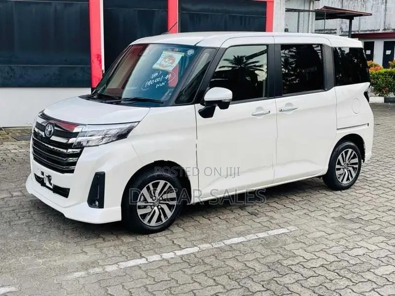 Toyota Roomy Custom G 4 Way Cam 2025