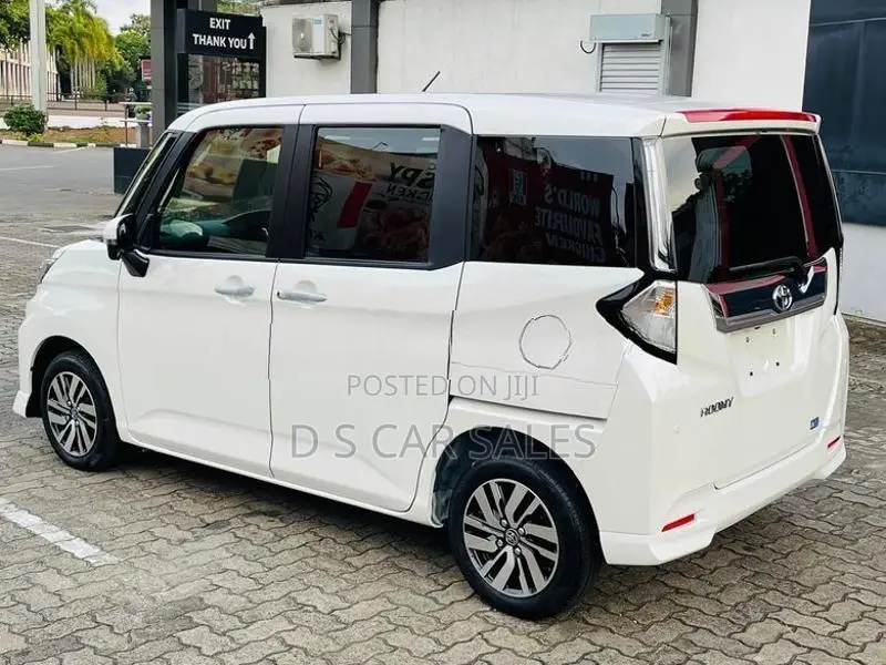 Toyota Roomy Custom G 4 Way Cam 2025