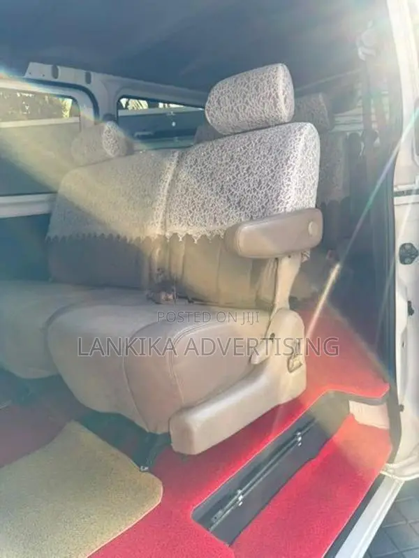 Nissan Caravan E 26 2015