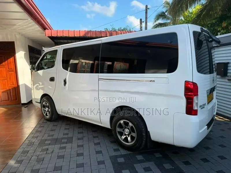 Nissan Caravan E 26 2015